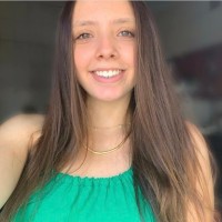Beatriz De Castro Gomes