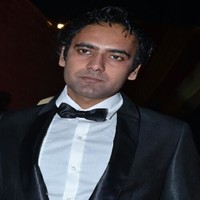 Dr Neeraj Kulyana