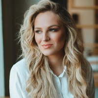 Yvonne Arnold