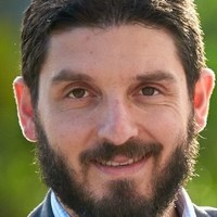 Παυλος Αποστολιδης