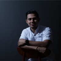 Jonathan Flores