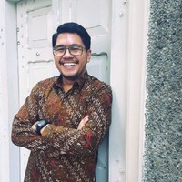 Geraldy D. P. L.