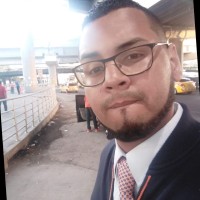 Angelo Gino Lynch Barría
