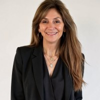 Suzanne Kretschmer