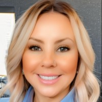Karen Loza