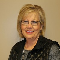 Suzanne Archer