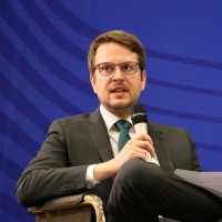 Dr Stefan Muench
