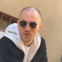 Jesper André