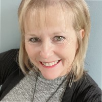 Karen Dillon