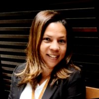 Yara M Santos
