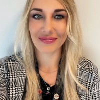 Dorota Kierstan