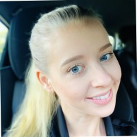 Renee Mcconchie