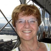 Toos Van Raaij