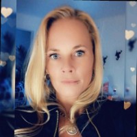 Kim Ambeault