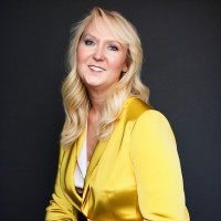 Pam Gates