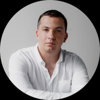 Александр Васильев