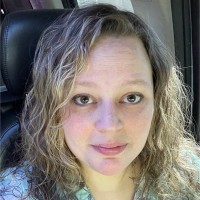 Suzanne Steed