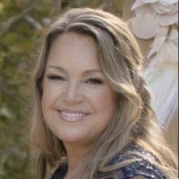 Tina Kelley
