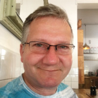 Stuart Leeds