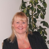 Nicholson Sara