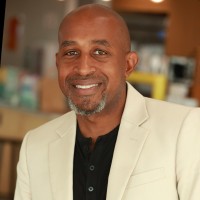 Omar Lyn, Mba