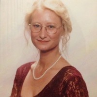 Lynn Roberts-Devins