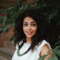 Sarah Khan