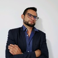 Walter Oliveros Guzmán