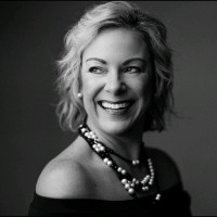 Christine Lowe