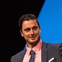 𝙈𝙤𝙧𝙩𝙚𝙣 𝘿𝙖𝙢