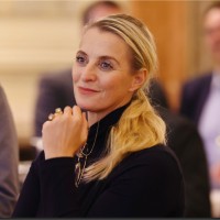 Elisabeth Baier