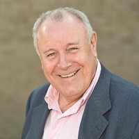 VIC YOUNG - FCIM, CAE, FIMI, FIRTE, FISOE.