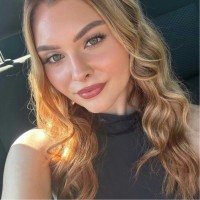 Dóra Mészárosová