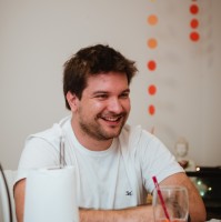 Adrián Montero