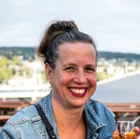 Claudia Traub
