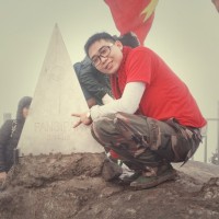 Trong Le
