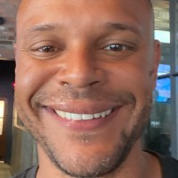 Stephen Suitts