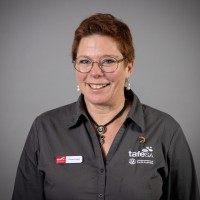 Fiona Lewis