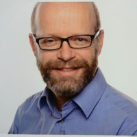 Tobias Kaatze