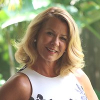Traci Powell