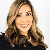 Diana C R.