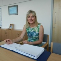 Jayne Mills