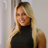 Amanda W Matos