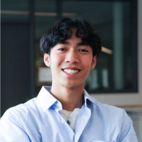 Albert Tri