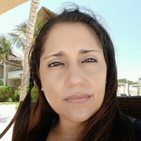 Gloria R.