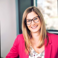 Laura Hillier, Qafp