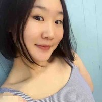 周露露
