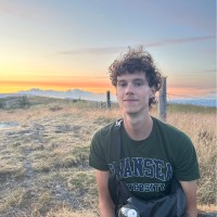 Max Aucott