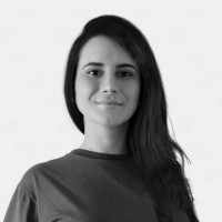 Thais Vecchi