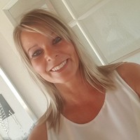 Lene Holst